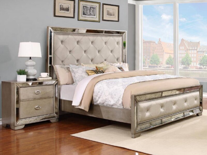 GARDINER King Bed & Nightstand