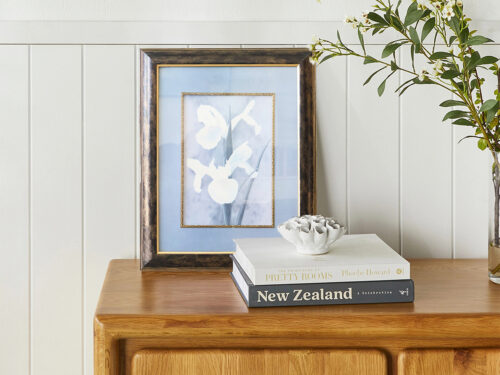 SK White Flower Painting Lifestyle