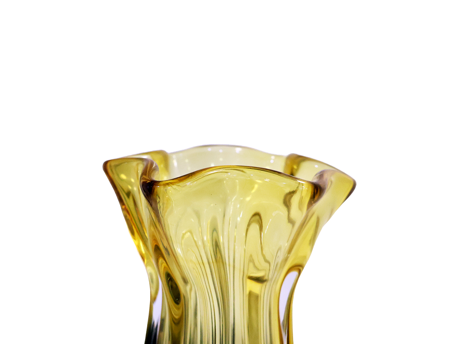 GARNET Medium Vase Top Detail GARNET Medium Vase Top Detail