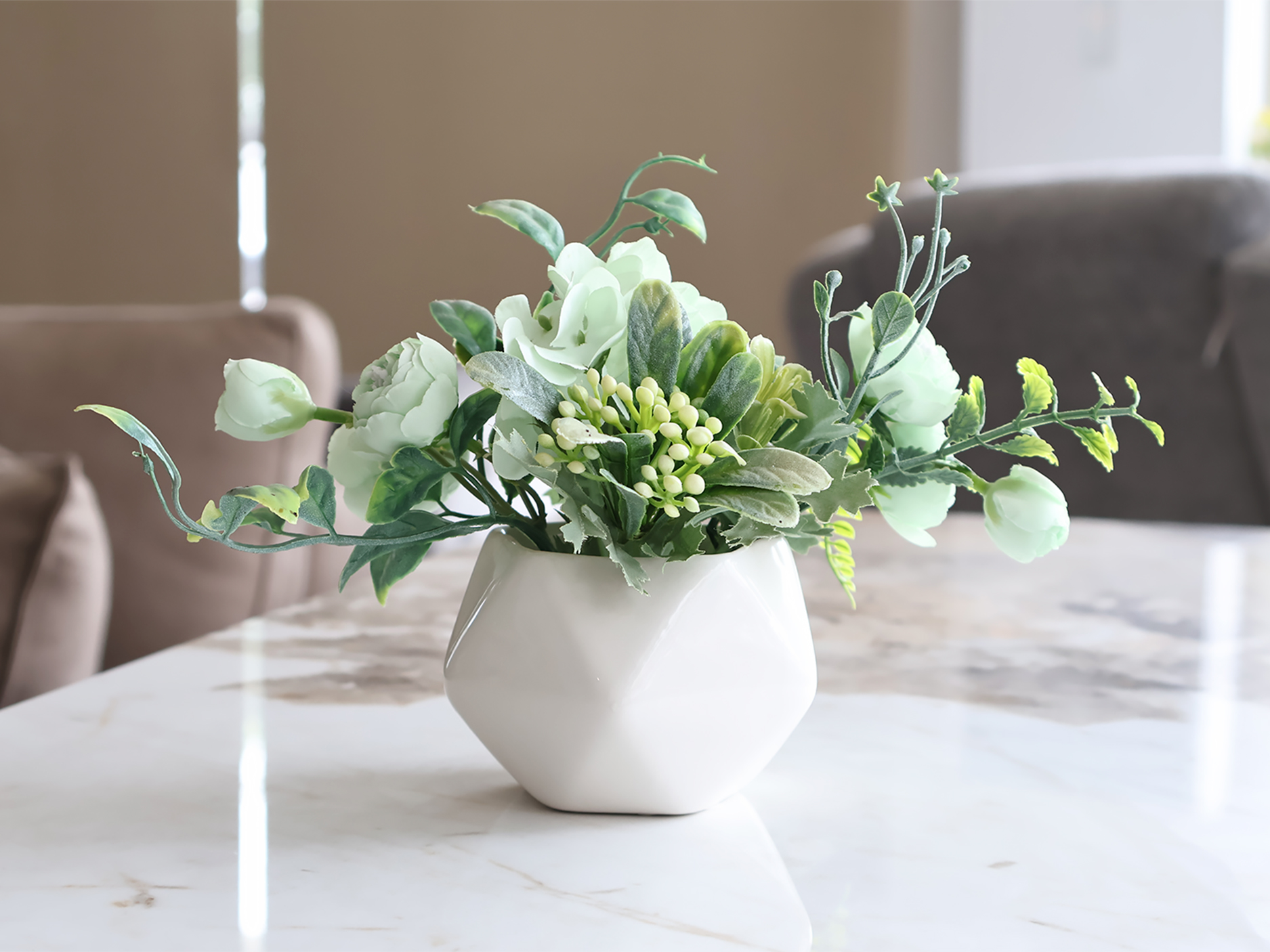 LUNAS Faux Plant Green Color LUNAS Faux Plant Green Color