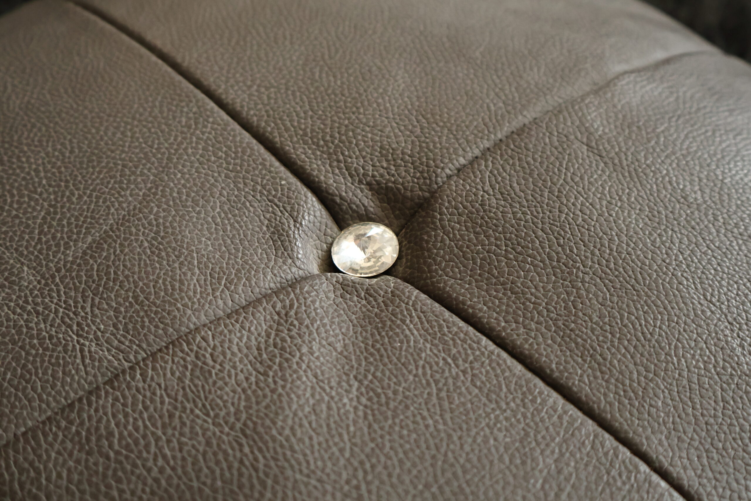 UF LANVA PLOWS CHCO MLSA Brown Detail UF LANVA PLOWS CHCO MLSA Brown Detail