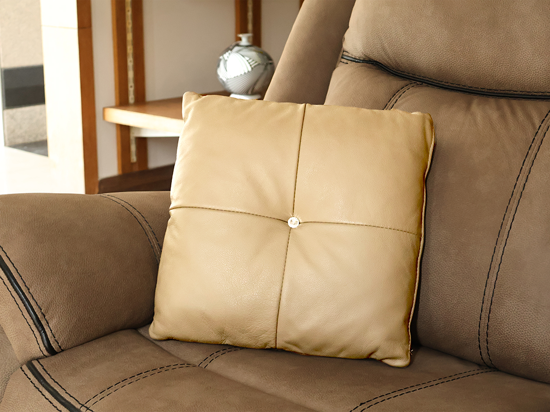 UF LANVA PLOWS CHCO MLSA Lifestyle UF LANVA PLOWS CHCO MLSA Lifestyle